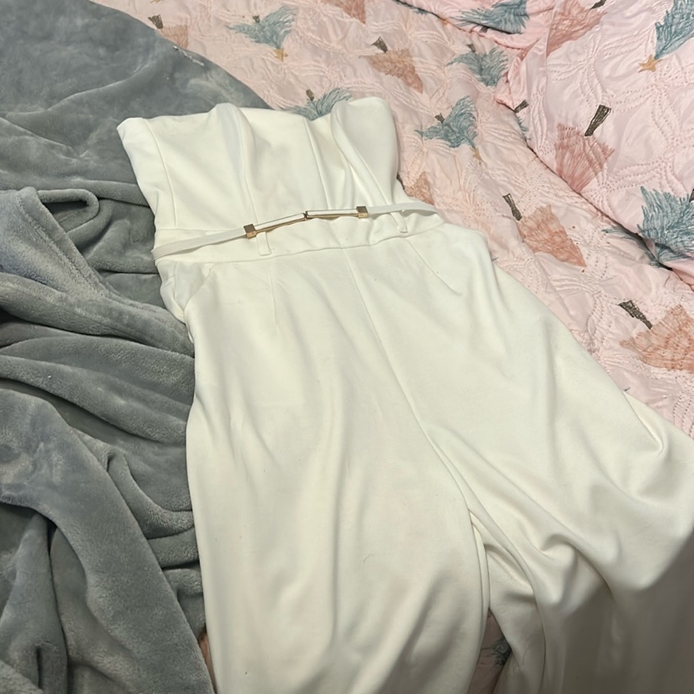 White romper with pockets